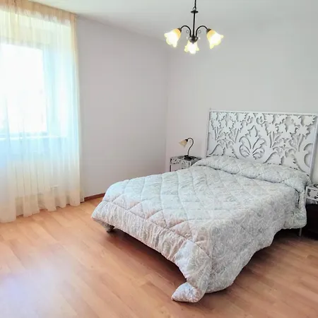 Casa La *